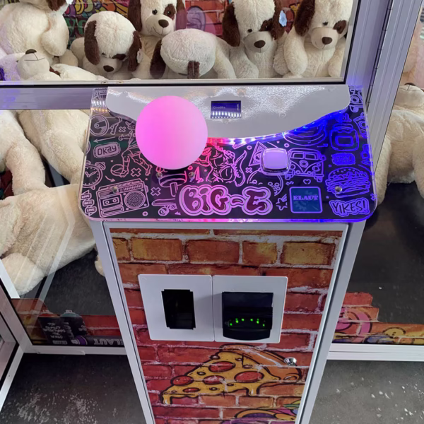 Elaut Big E Crane Claw Machine Arcade Game - Image 3