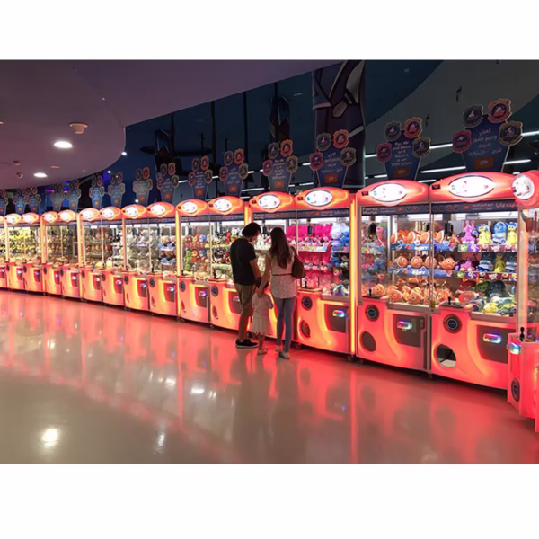 Elaut E-Claw 900 Crane Machine Arcade Game - 2 Player - Image 3