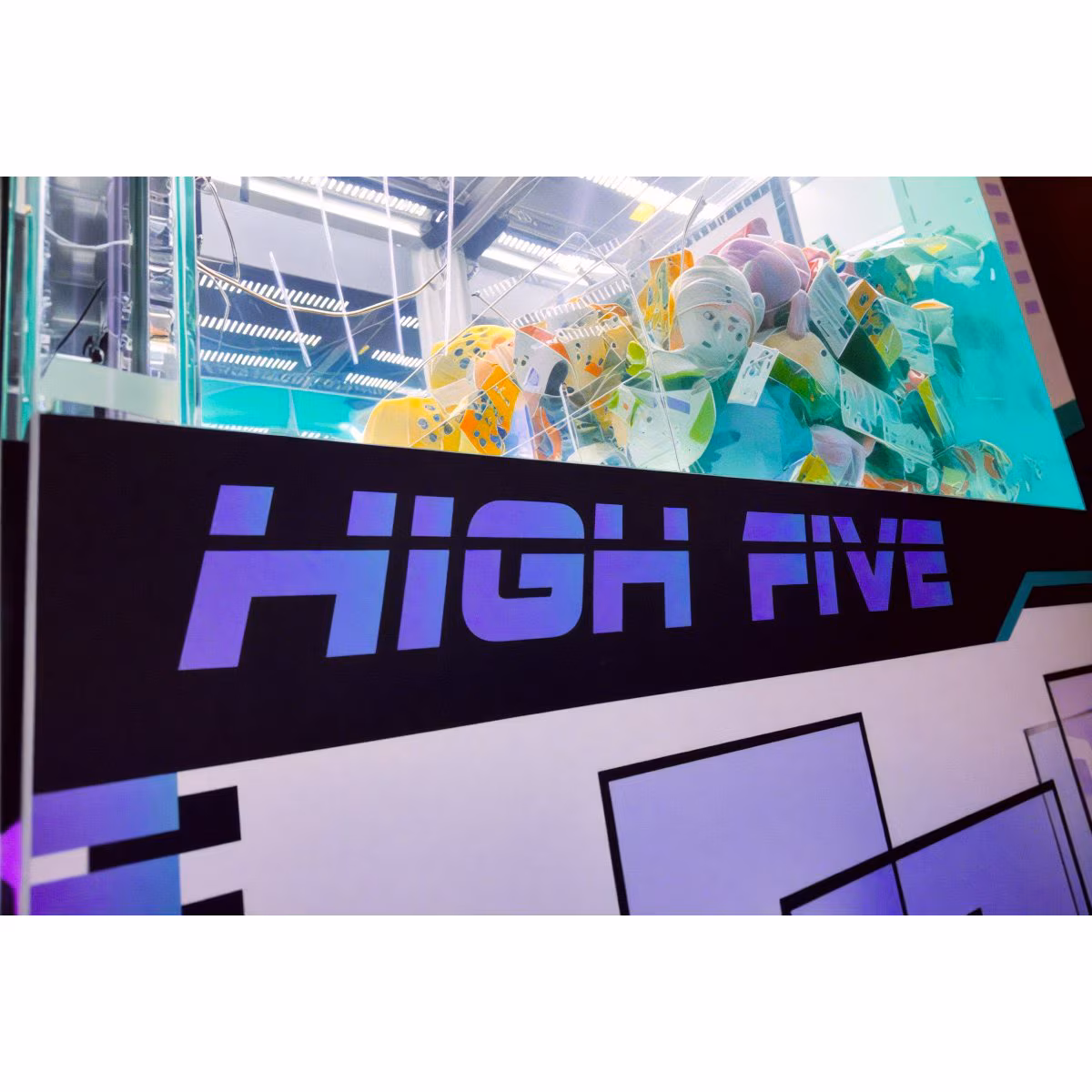 Sega High Five Toy Plush Crane Claw Machine - Image 5